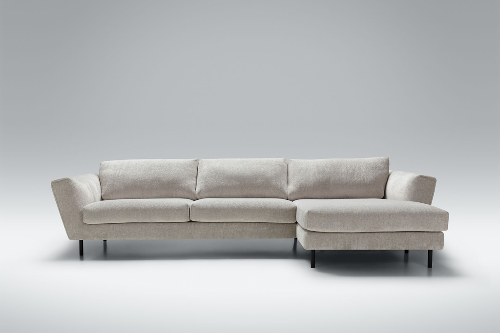 GUSTAV_studio_set_sky_2_l.grey_1.webp