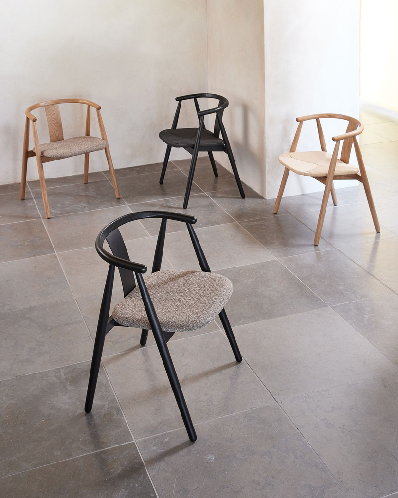 49560000-RELATE-ARMCHAIR-NATURAL_R2.webp