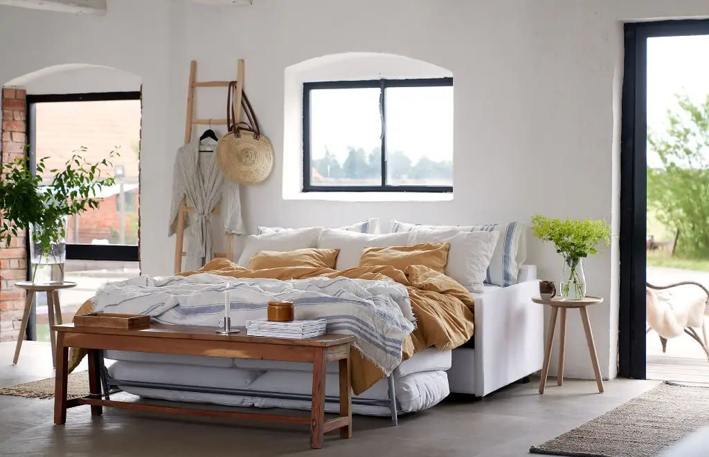 LUKAS_interior_sofa_bed4_caleido1420_white_4.webp