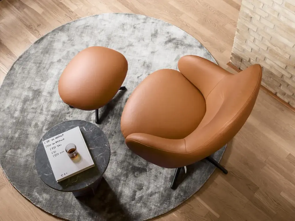 Falcone_chair_1200x900px.jpg.webp.webp