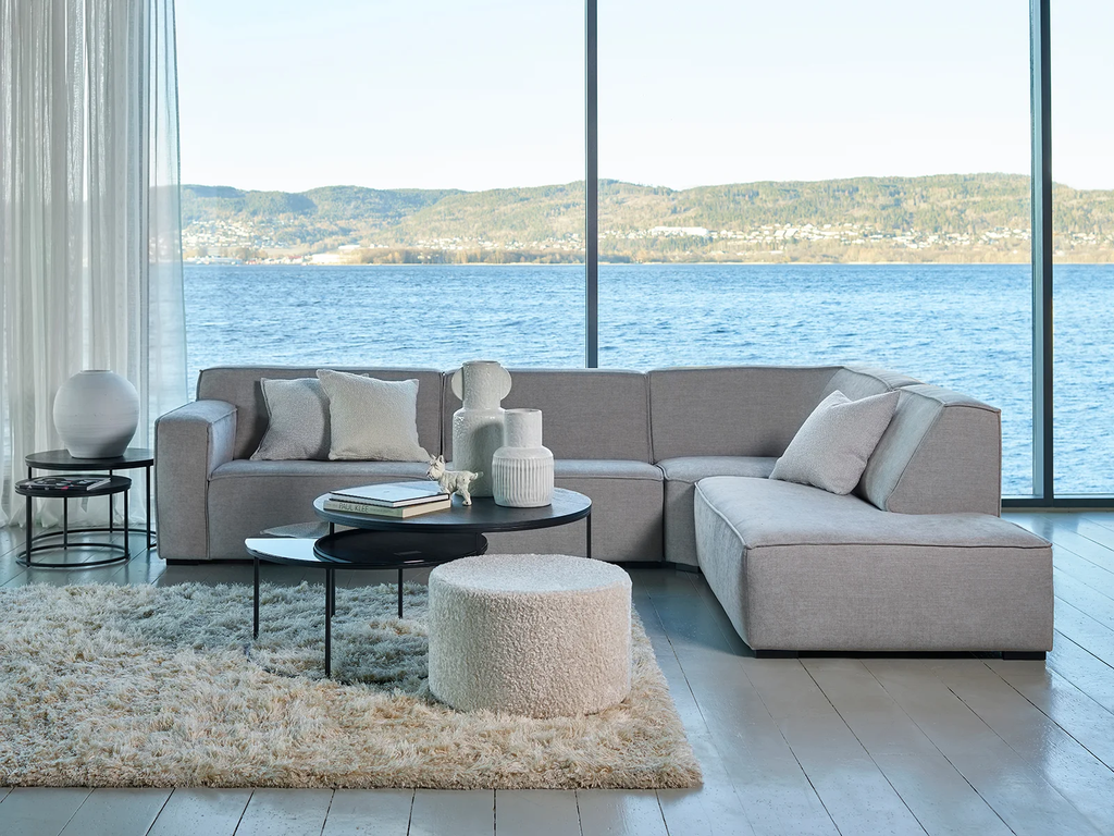 vilmers%2FPRODUCT_PHOTOS%2F1_SOFT_FURNITURE%2F1_1_SOFAS%2FINTERIOR_PHOTOS%2FComfy%2FComfy_1%2C5s_1%2C5s_C_Oe_CITY_beige(1_2).webp