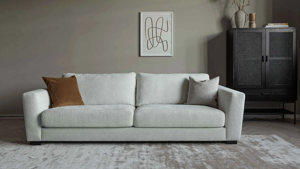 vilmers%2FPRODUCT_PHOTOS%2F1_SOFT_FURNITURE%2F1_1_SOFAS%2FINTERIOR_PHOTOS%2FLarvik%2FLARVIK_3sXL_ALIS_ecru.webp
