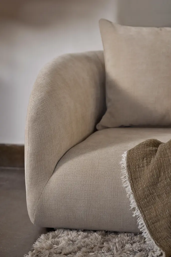 vilmers2F1_SOFT_FURNITURE2FINTERIOR_PHOTOS2FPEBBLE_110C220(5).webp